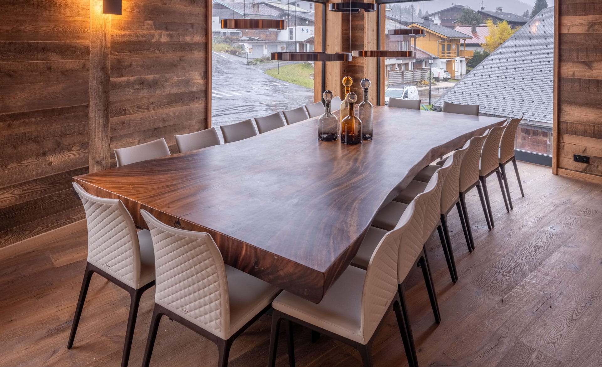 Double Helix dining table with a 4000 x 1800mm Indonesian Suar top, project 2409: Unbroken grain