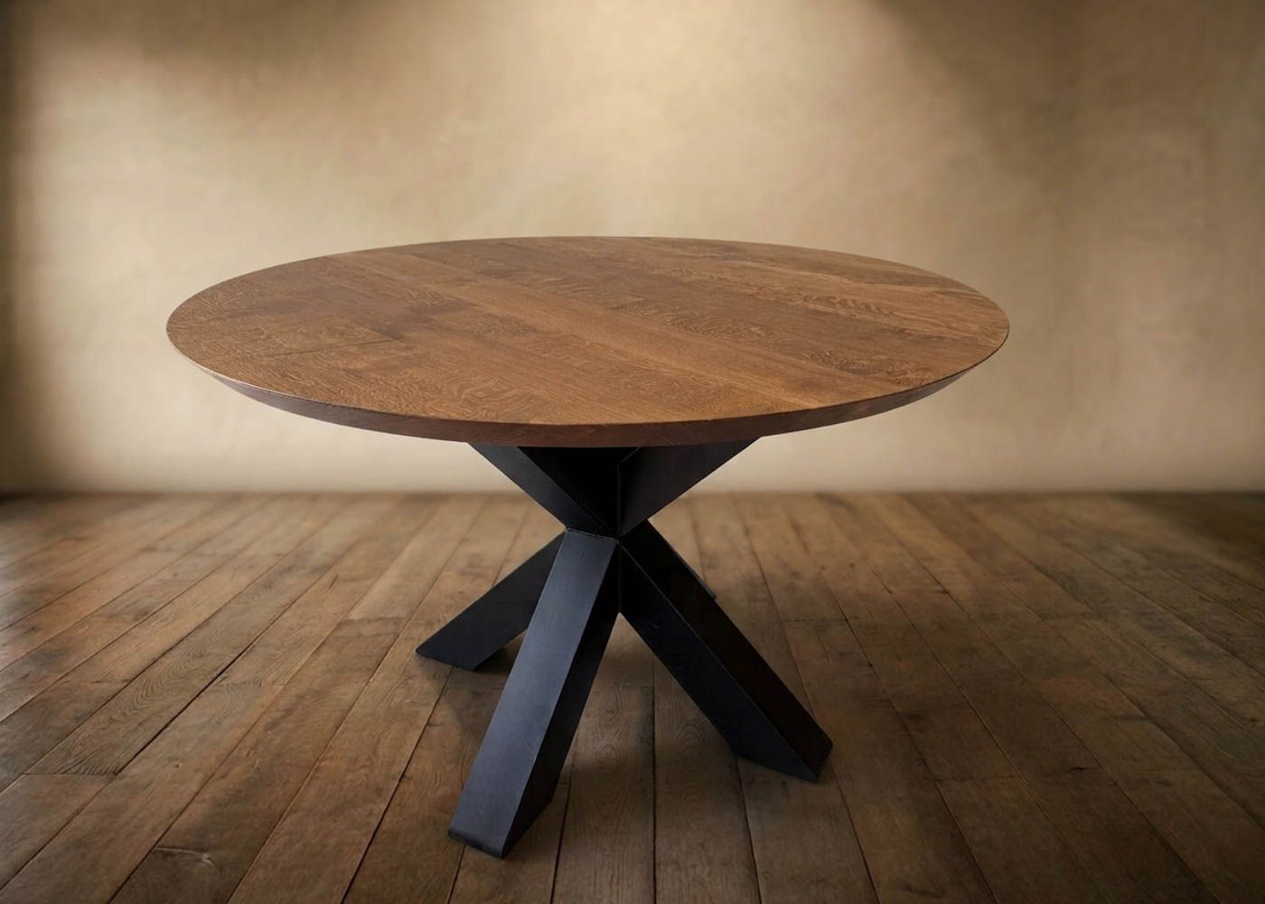 Round Solaris Dining Table