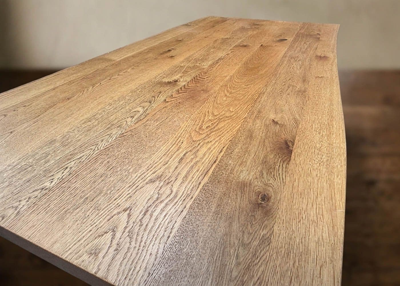 Muse Dining Table