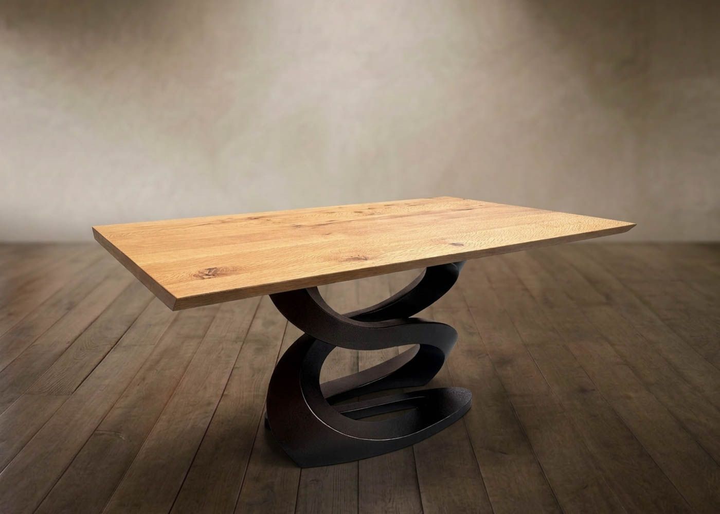 Spira Dining Table