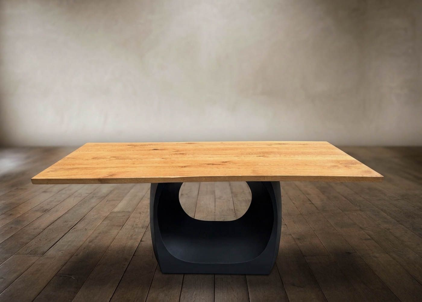 Muse Dining Table