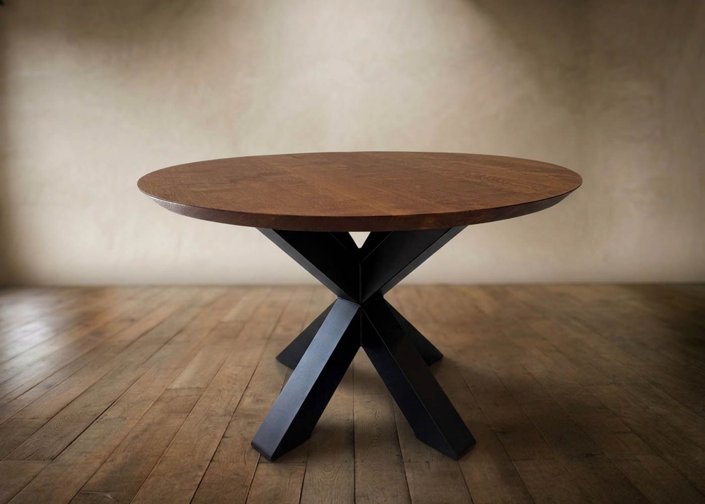 Round Solaris Dining Table