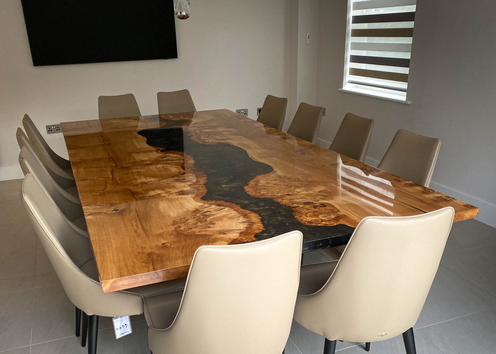 centrepiece resin river dining table made in uk 12 Seater 2530 image 5