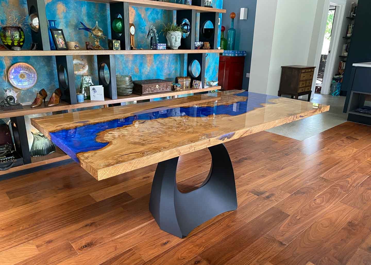 electric blue resin & oak tables uk 6 Seater 3135 image 3