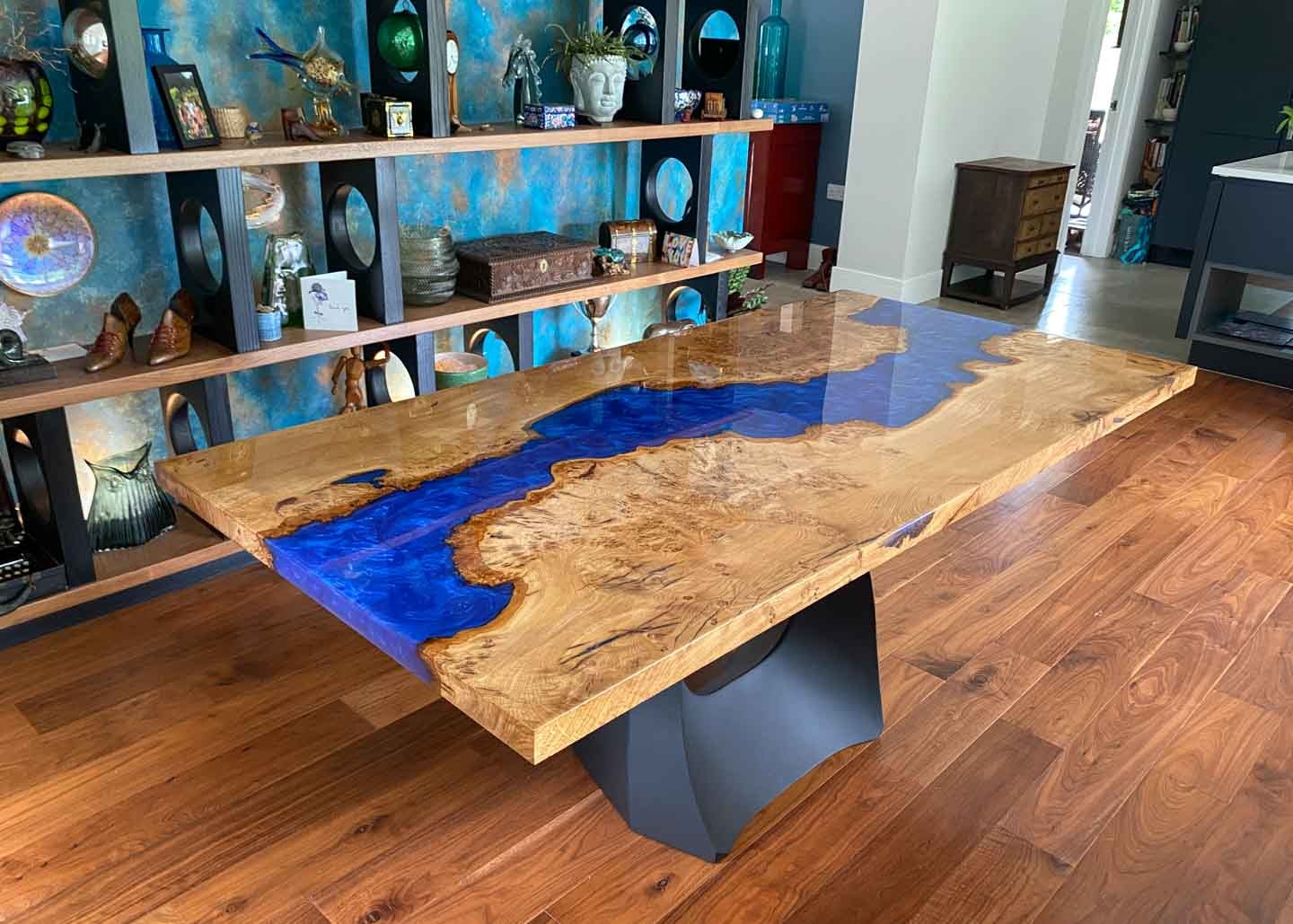 electric blue resin & oak tables uk 6 Seater 3135 image 4