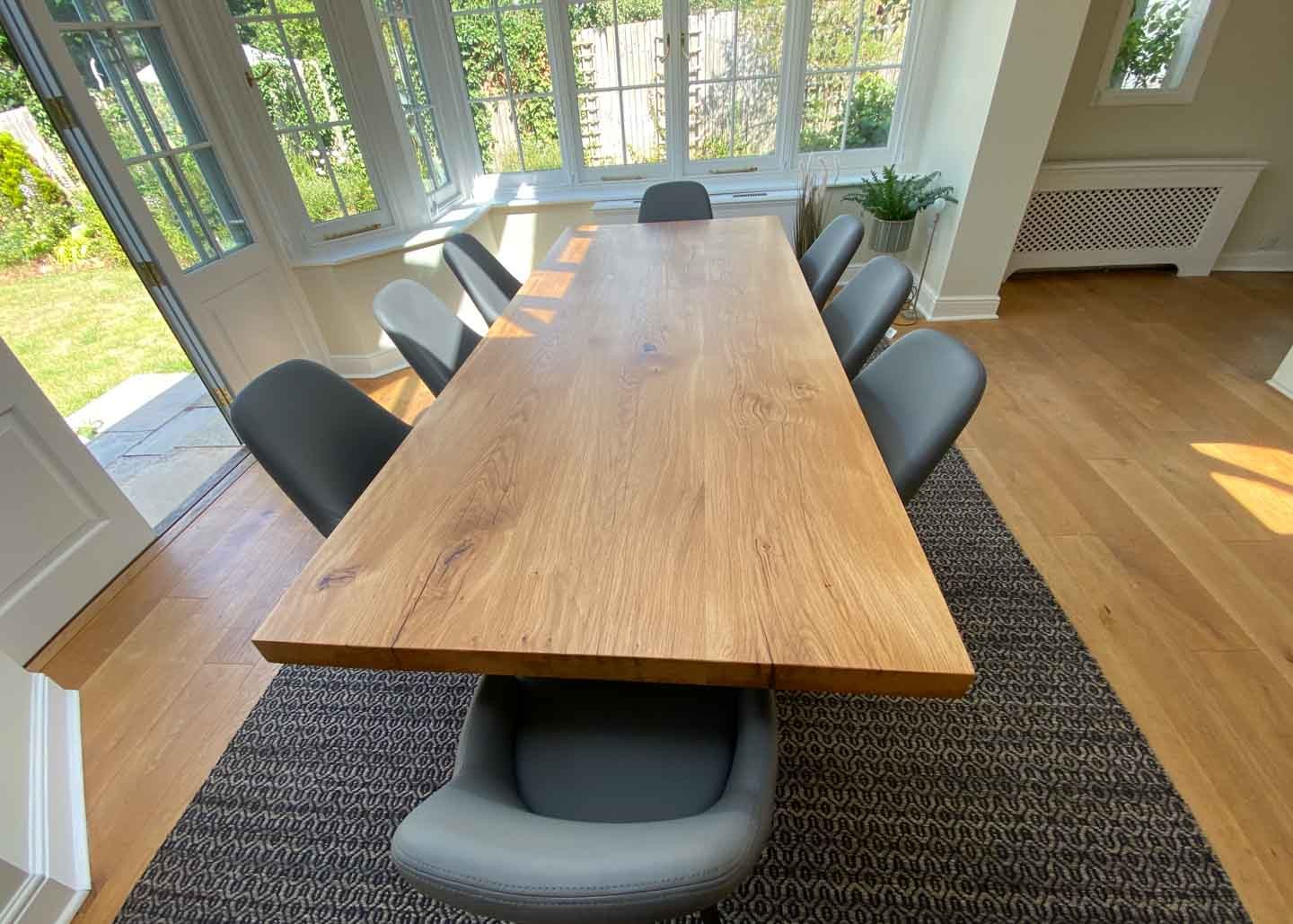 large chunky oak dining table 10 Seater 2974 image 6