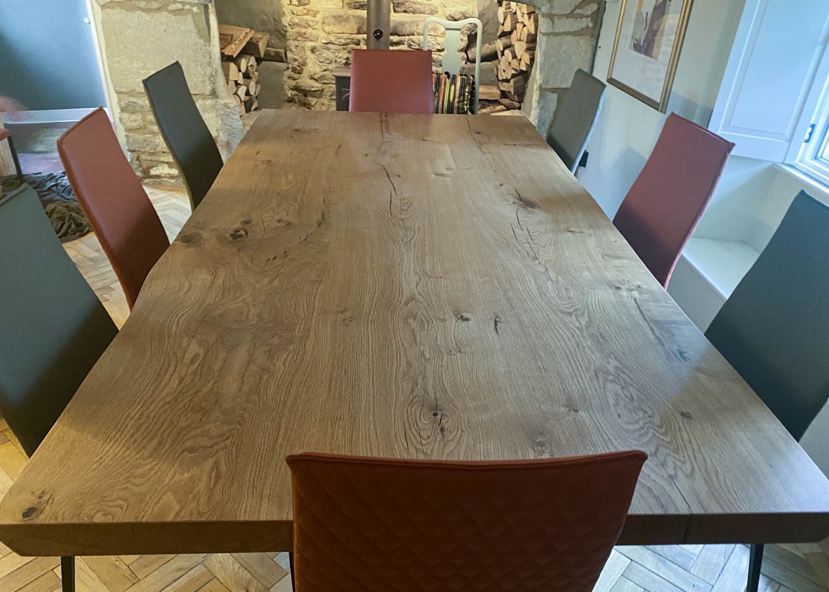 live edge statement oak dining table rook 10 seater 2529 image 4