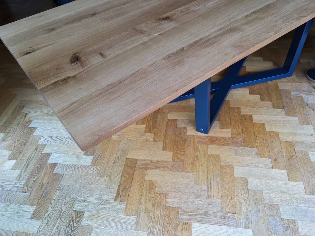 omega live edge oak kitchen table omega 8 seater 939 image 4