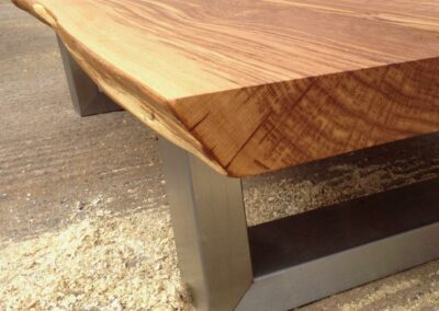 komodo-coffee-table-from-abacus-tables-thickness-section-bg