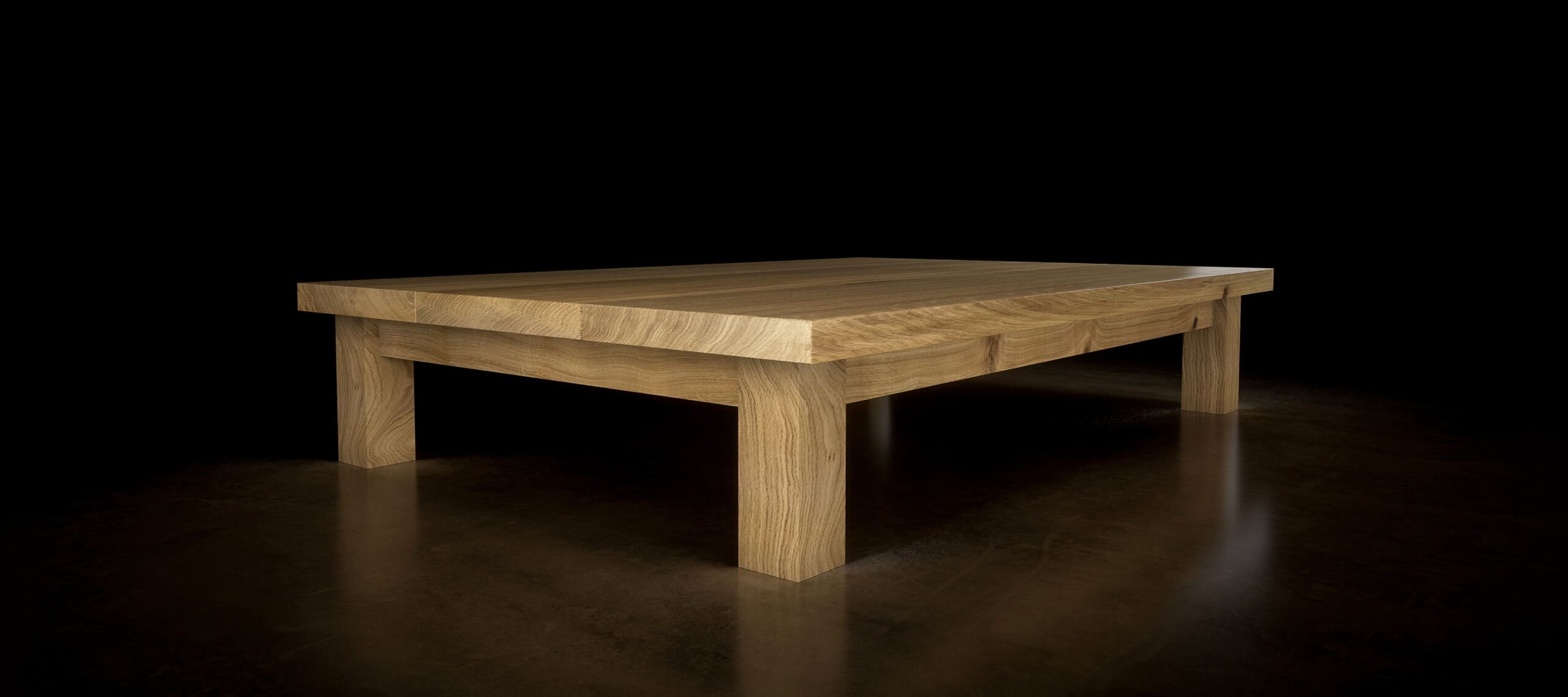 Farmhouse-Deluxe-oak-Coffee-table-abacus-tables-black-Studio-2